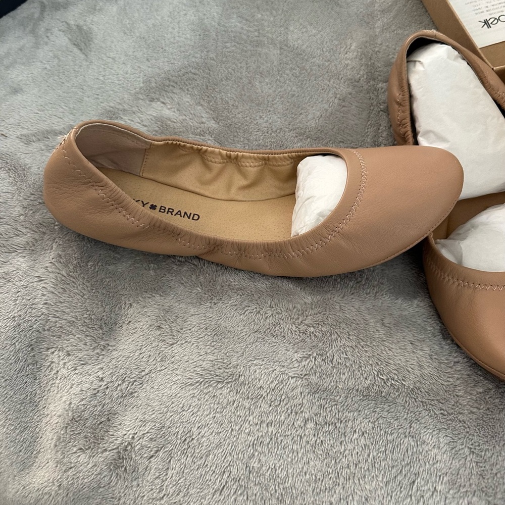 Lucky Brand Tan Leather Flats